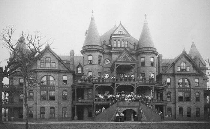 "Raleigh Castle": North Carolina’s 1899 Beauty Lost to Progress in 1967