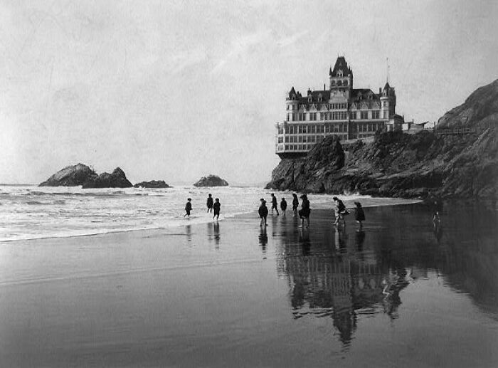 San Francisco’s 2nd Cliff House: The Gingerbread Palace’s Flaming Finale