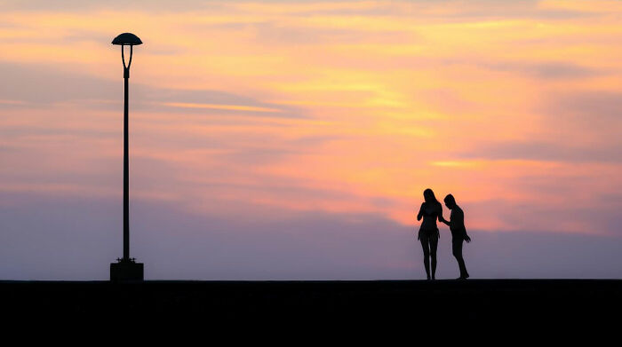 Can Fewer Colors Be More Cool? Check Out These Epic Minimalist Photos!