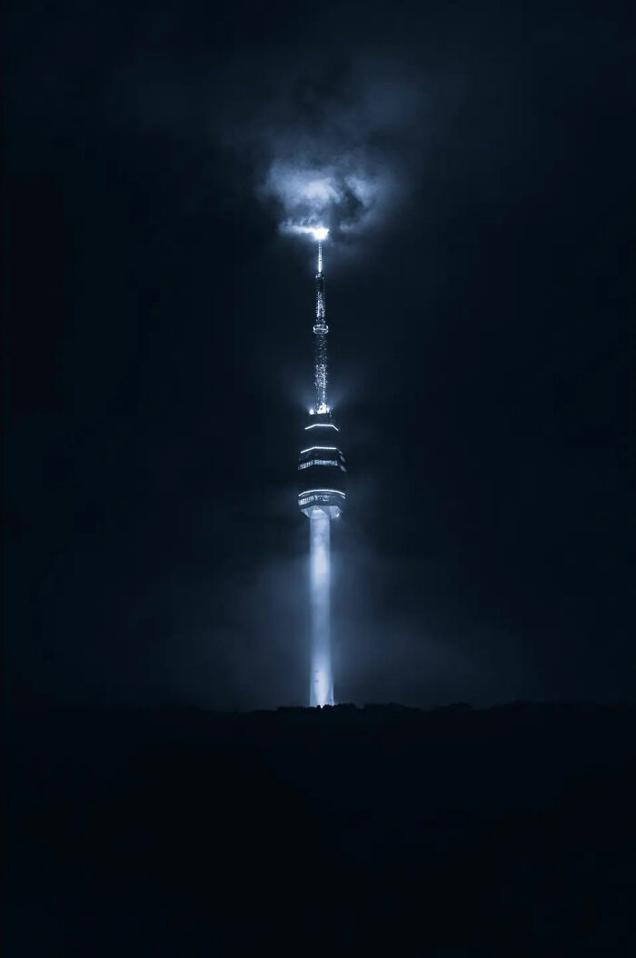 Can Fewer Colors Be More Cool? Check Out These Epic Minimalist Photos!