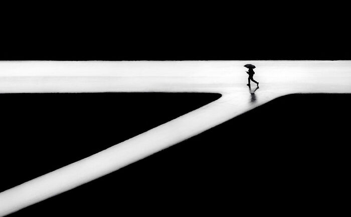 Can Fewer Colors Be More Cool? Check Out These Epic Minimalist Photos!