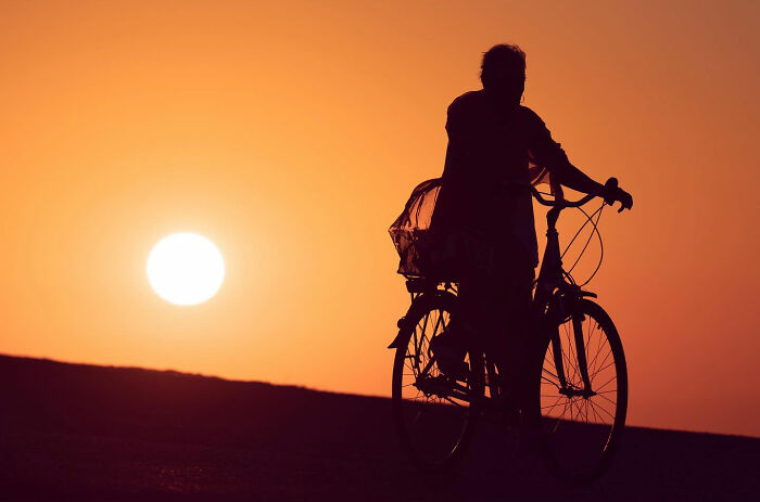 Can Fewer Colors Be More Cool? Check Out These Epic Minimalist Photos!