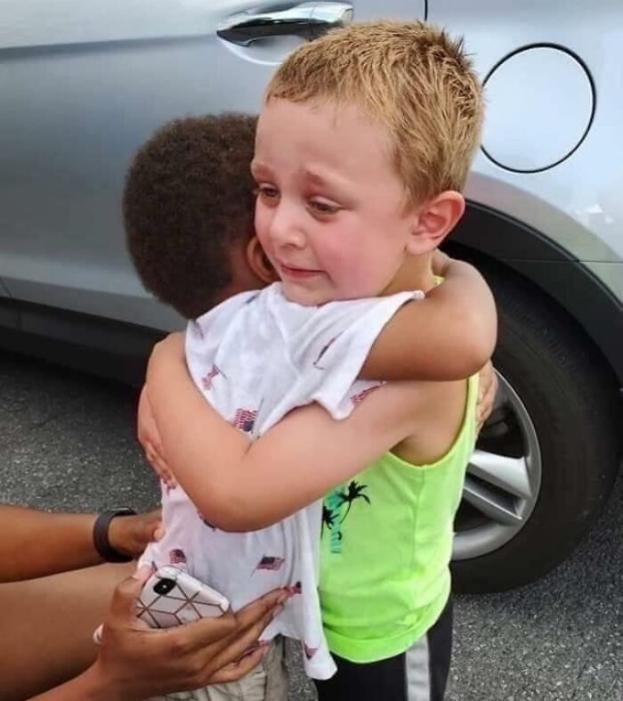 Wait, Strangers Can Be Actually This Nice?!