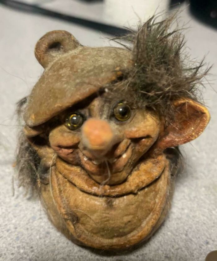 Found This Under My New Stove... Thought It Was a Dead Rat, But Nope!