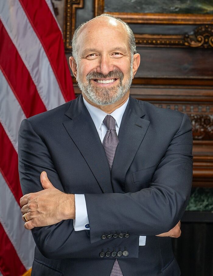 39 Wild Rabbit Holes That Totally Sucked People In