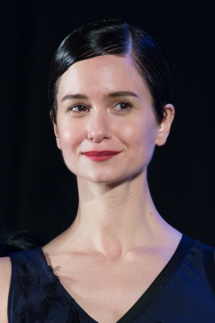 Katherine Waterston: Tall, Talented, and Totally Cool, 46