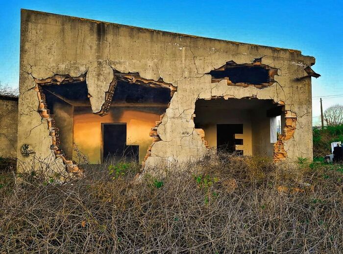 Let's Peek at 45 Mind-Blowing Walls That Turn Boring Into Wow