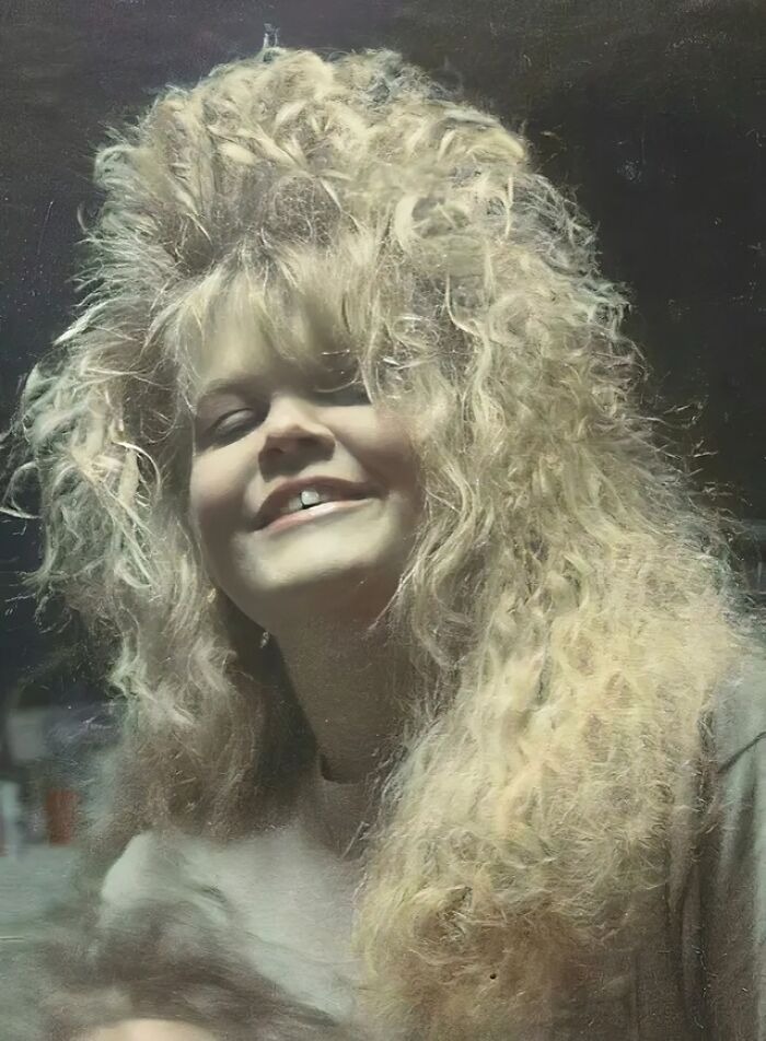 You Won't Believe These 80s Hairstyles Were a Thing!