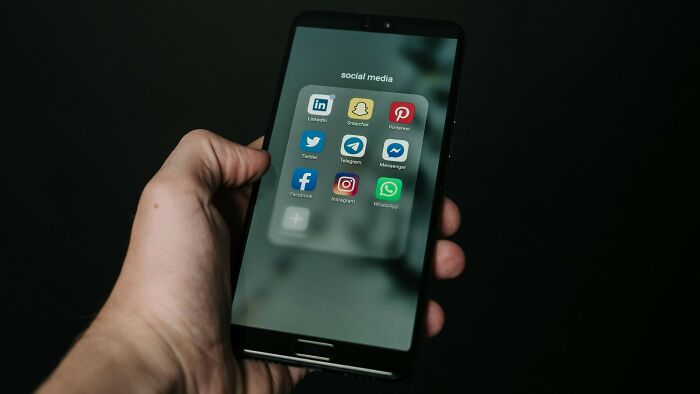 Pregnancy news via social media – husband’s not thrilled to be the last to know