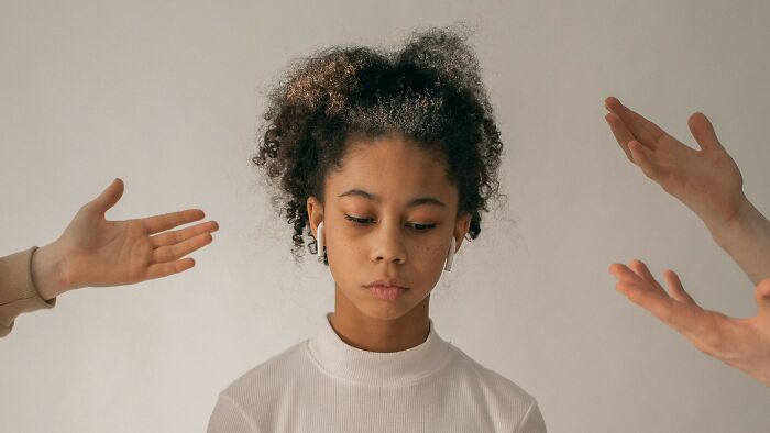 Friend fakes weird voice for hangout; gets 'outed' and then ghosted