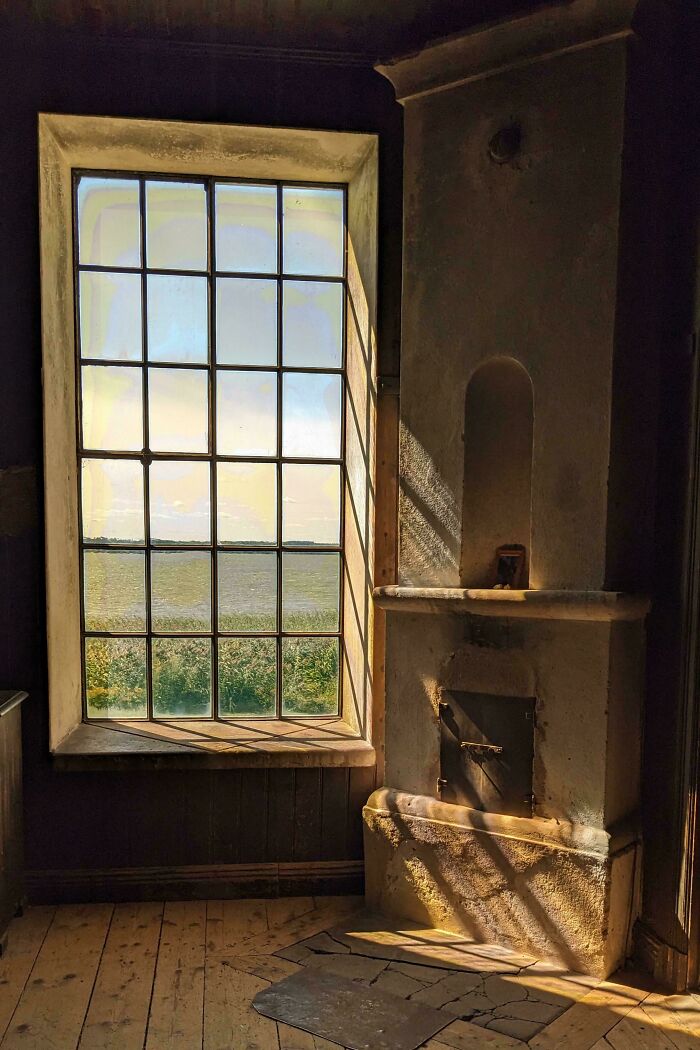 Oops! These Photos Look Like They Jumped Straight Out of a Renaissance Painting