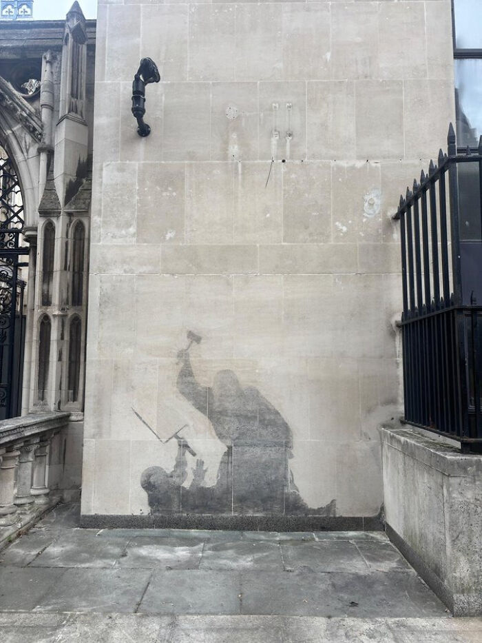 Oops! These Photos Look Like They Jumped Straight Out of a Renaissance Painting