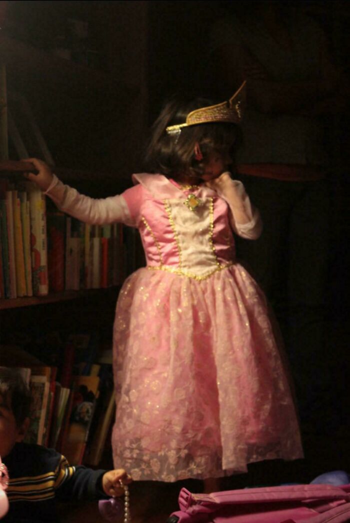 Oops! These Photos Look Like They Jumped Straight Out of a Renaissance Painting