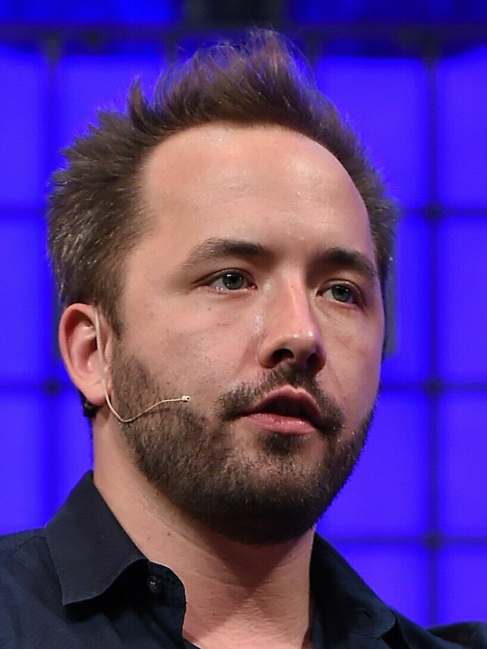 Drew Houston: The Cloud King with Dropbox, 43