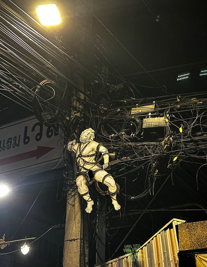 These Wild Thai Murals by LuckyLeg Will Totally Mess With Your Brain