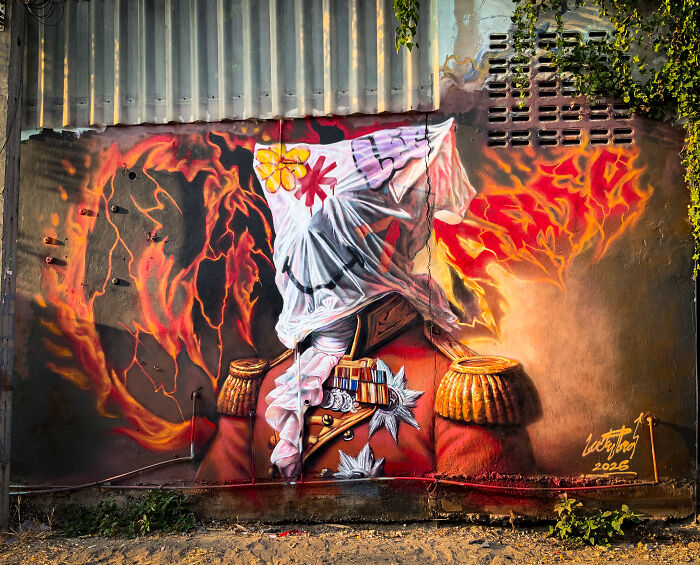 These Wild Thai Murals by LuckyLeg Will Totally Mess With Your Brain