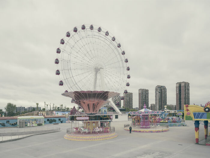 Leisure Complex, Loudi, China (Silent Fun Zone)
