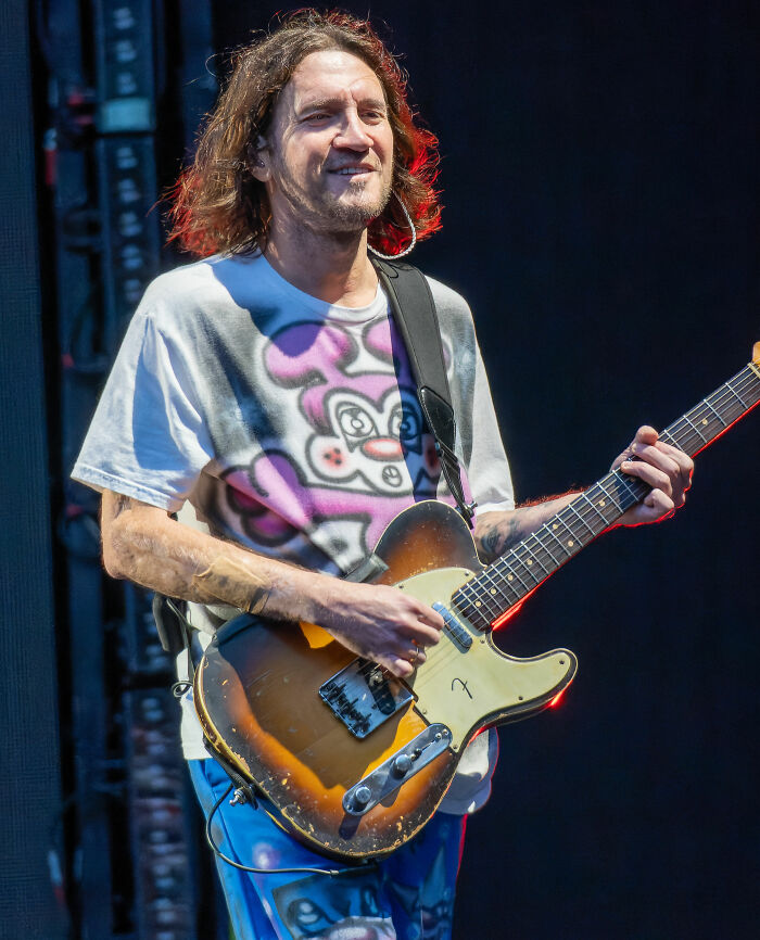 John Frusciante: Guitar Hero with a Twist, 56