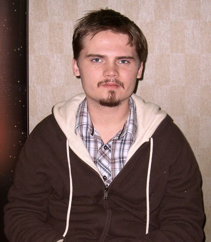 Jake Lloyd: Kid Anakin and Early Star, 37