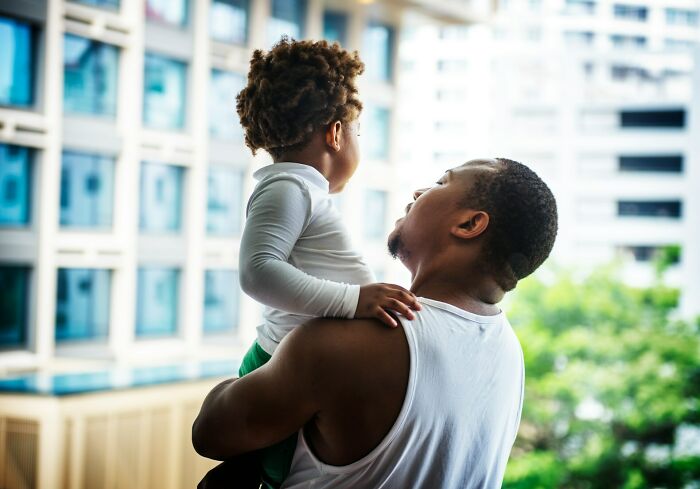 Let’s Rank The Wildest Ways Women Shut Down Creepy Guys!