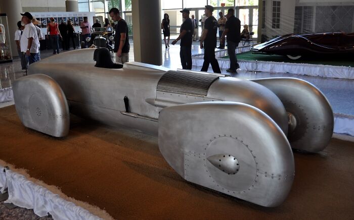 The Wild Tale of The 1928 Stutz Blackhawk Special Replica