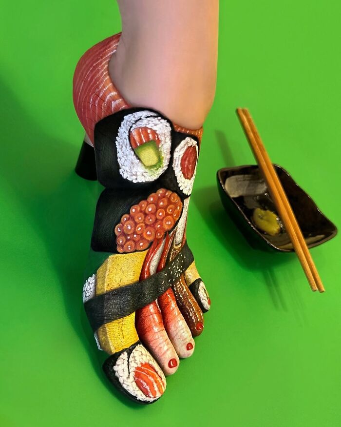 28 Crazy Makeup Illusions That’ll Make You Do a Double Take (Or Ten!)