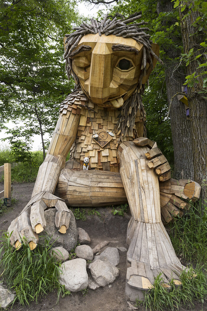 My Tiny Chihuahua’s Big, Hilarious Troll Hunt Adventures