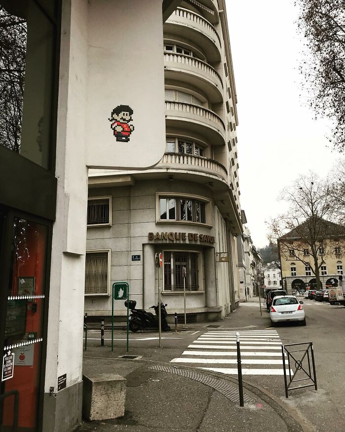 Pixel Art Party on City Walls? Yup, This Artist Nailed It!