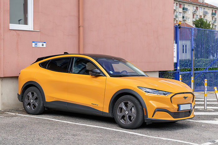 People Sharing The Wildest Reality Glitches They've Ever Seen