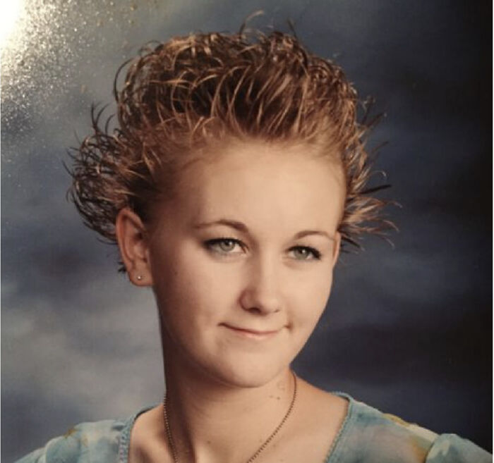 These School Pics Are So Awkward They're Actually Awesome