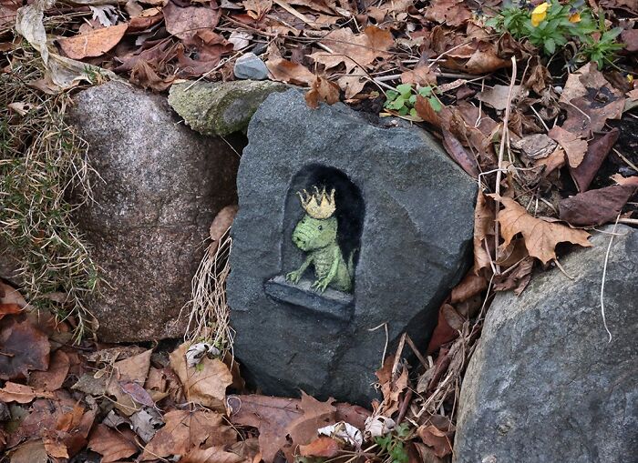 Sam's Stuck At A Window, Still Clueless What To Shout