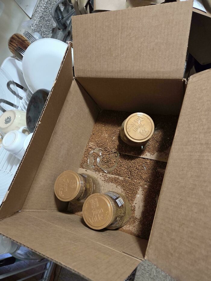 Wait, They Actually Messed Up THAT? The Funniest ‘You Had One Job’ Fails Ever