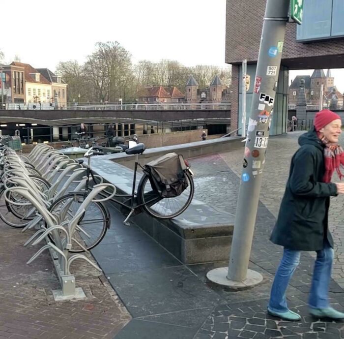 Wait, They Actually Messed Up THAT? The Funniest ‘You Had One Job’ Fails Ever