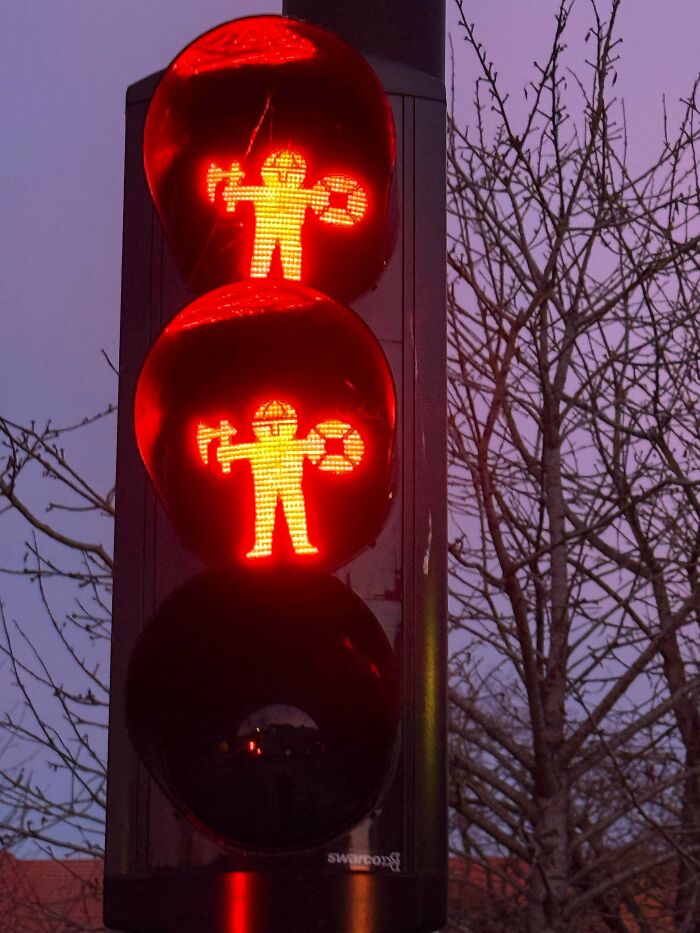 Traffic Lights Got Weird Around Here