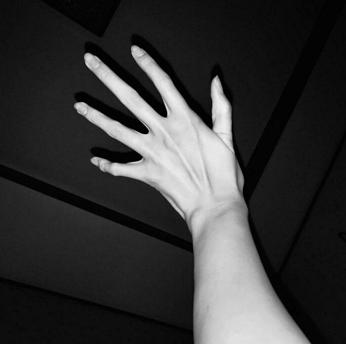 Took A Dark Photo And The Flash Caught A Super Creepy Hand Shot