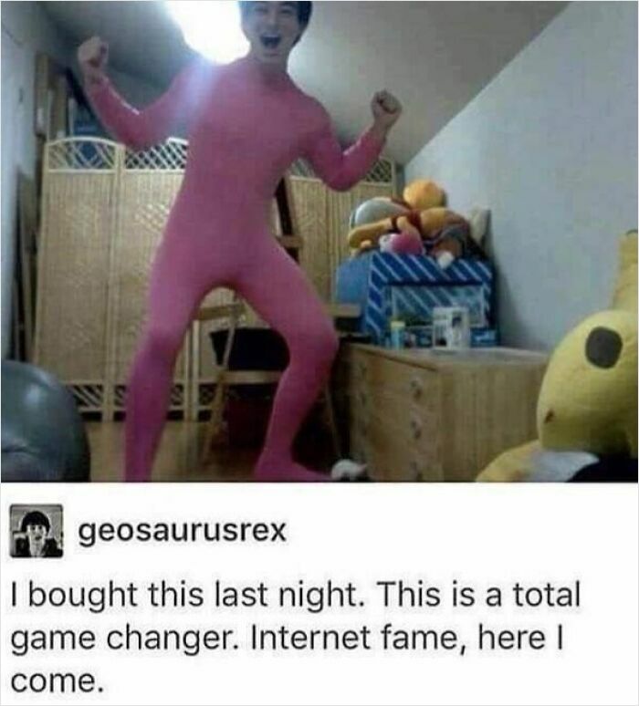 Wait, They Actually Collected These?? 99 Photos That Are So Weird You’ll Laugh and Groan