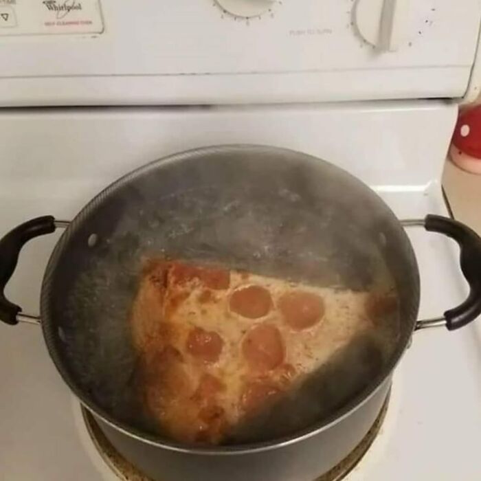 Wait, They Actually Collected These?? 99 Photos That Are So Weird You’ll Laugh and Groan