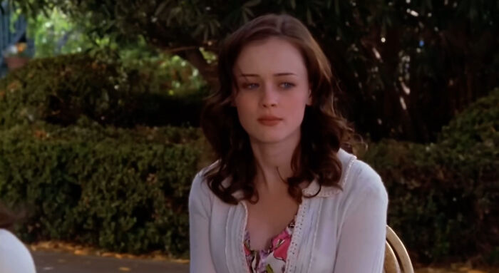 Rory from Gilmore Girls drops out of Yale because a bigwig says she’s not cut out for journalism. Talk about a harsh buzzkill.