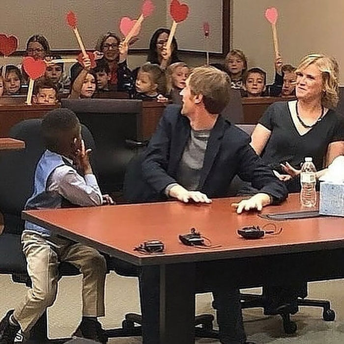 30 Wholesome Stories That'll Make Your Day (Serious Smile Incoming)