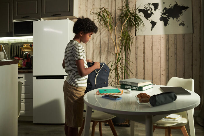 Wait, They Actually Ranked These 36 Weird Things Guys Noticed About Girlfriends!