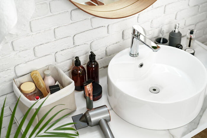 Wait, They Actually Ranked These 36 Weird Things Guys Noticed About Girlfriends!