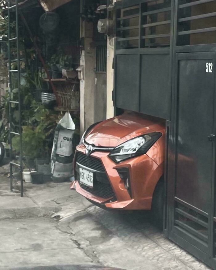 Car Parked in Manila? Here’s What 'Inside' Means
