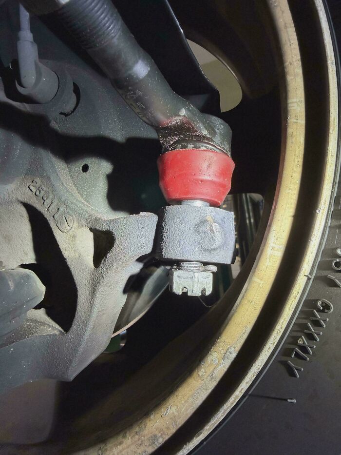 These 50 Wild Fixes Are So Weird They Actually Kinda Work!