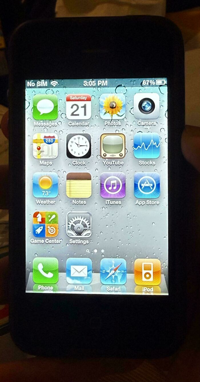 Ah, The Classic iPhone 4
