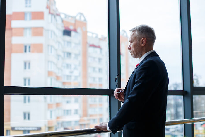 Wait, Window Cleaners Saw THIS?! 37 Hilariously Weird Things From Way Up High