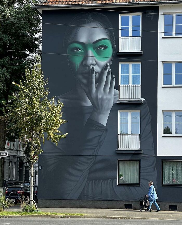 Whoa! 50 Murals That Turn Boring Walls Into WOW Moments