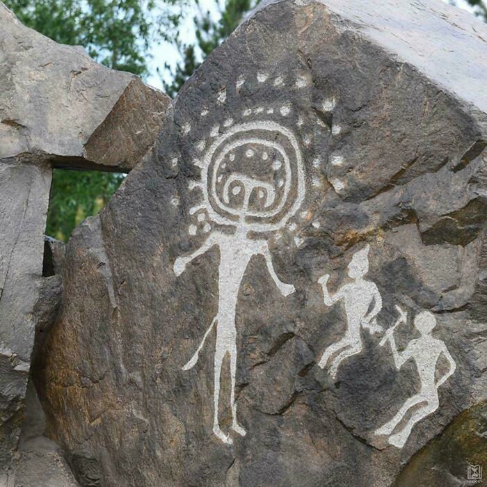 A Petroglyph in Kazakhstan That’s Been Around Since 10,500 BC (Talk About Old School Graffiti)