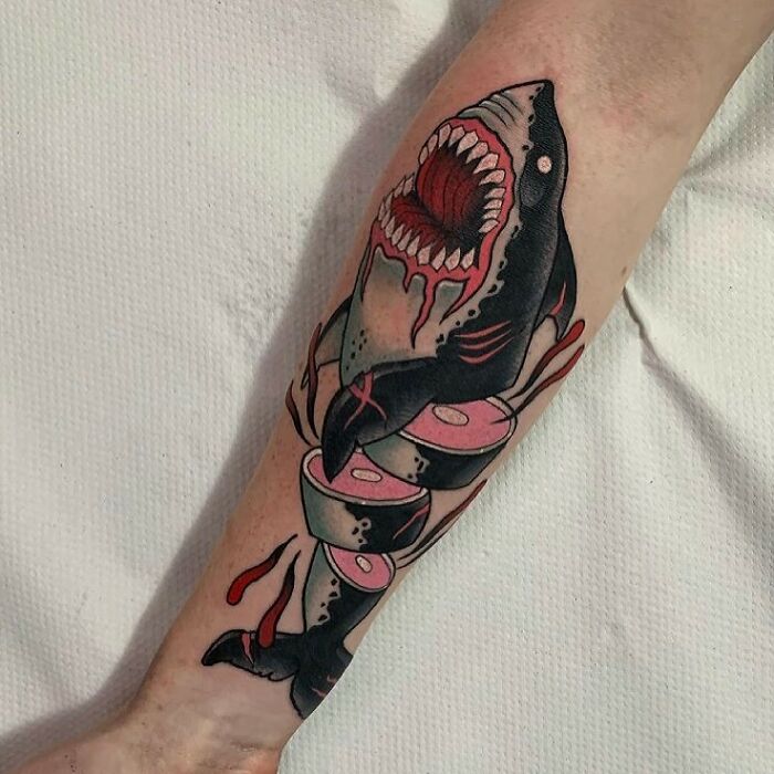 36 Neo-Traditional Tattoos That Will Make You Say 'Whoa, I Want That!'