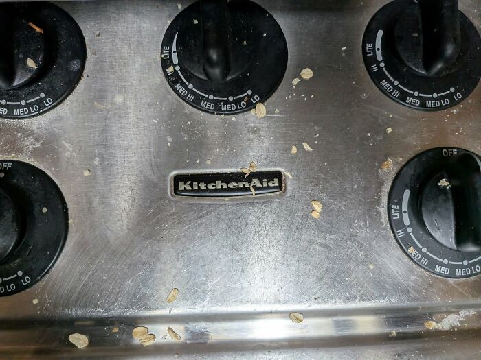 Overnight Oats and Surprise Gifts: Kitchen Edition