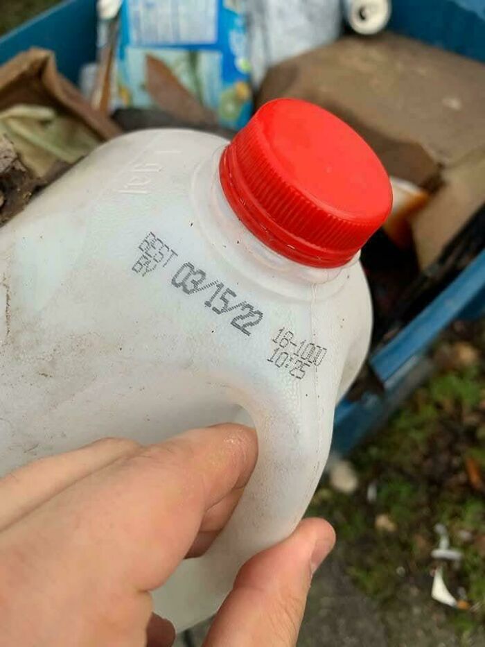 Trashcan Went Missing For A Year, Came Back With All The Trash Inside